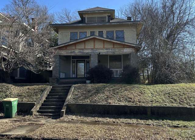 Property at 2317 S Summit St, Little Rock, AR 72206, 4 beds, 1 bath