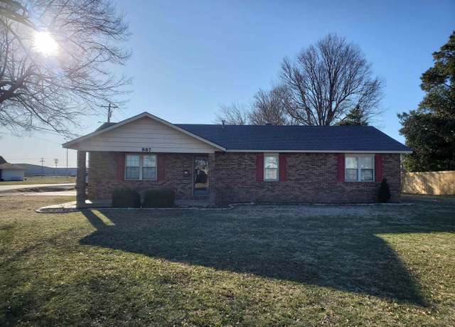 Property at 887 S Garfield Ave, Piggott, AR 72454, 3 beds, 2 baths