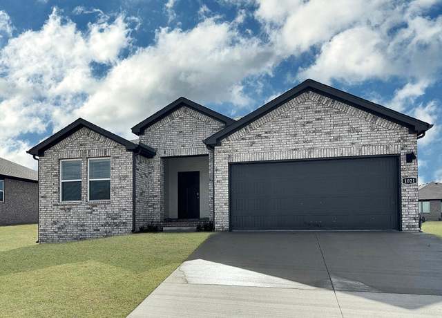 Property at 113 E Fredonia Ct, Mayflower, AR 72106, 3 beds, 2 baths