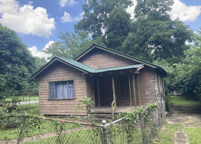 Property at 1922 Augusta St, North Little Rock, AR 72114, 2 beds, 1 bath