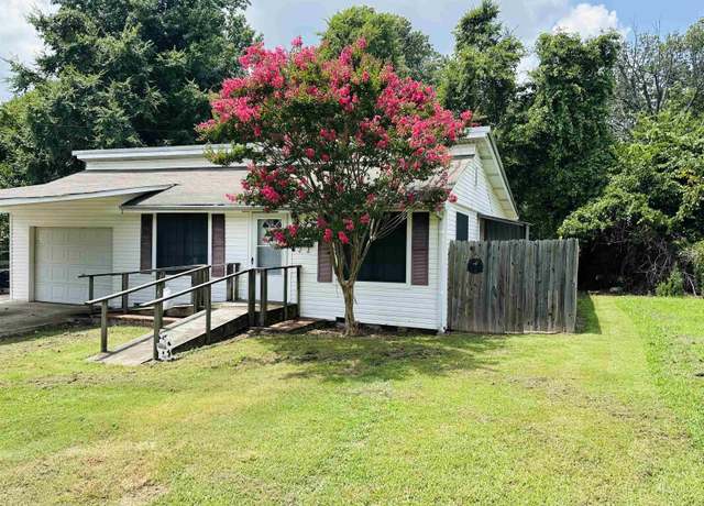Property at 2117 Jones Rd, Paragould, AR 72450, 2 beds, 1 bath