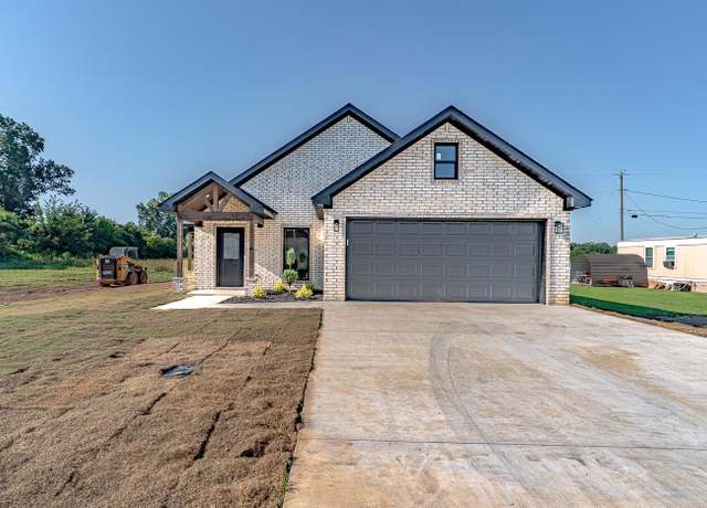 Property at 223 Redwood Dr, Bono, AR 72416, 3 beds, 2 baths