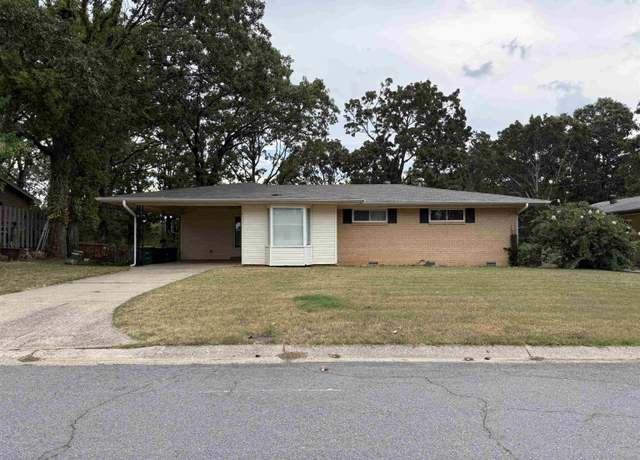 Property at 2111 Seminole Trl, North Little Rock, AR 72116, 3 beds, 1.5 baths
