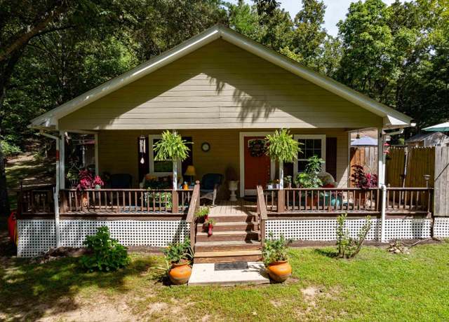 Property at 176 Medley Rd, Evening Shade, AR 72532, 3 beds, 2 baths