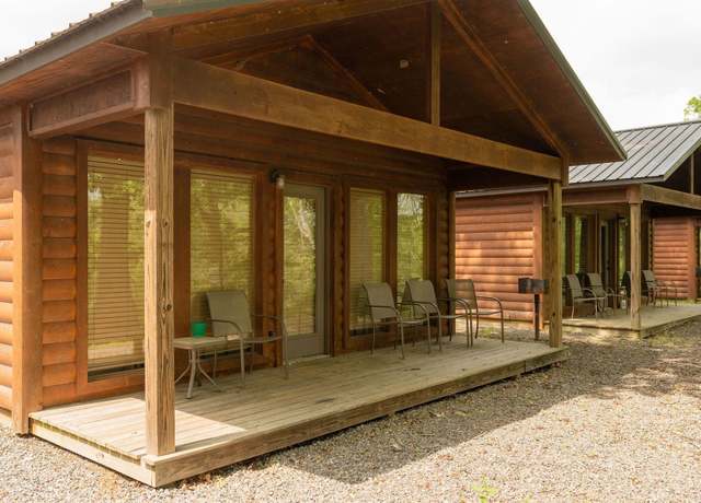 Property at 10e Swinging Bridge Dr, Heber Springs, AR 72543, 2 beds, 1 bath