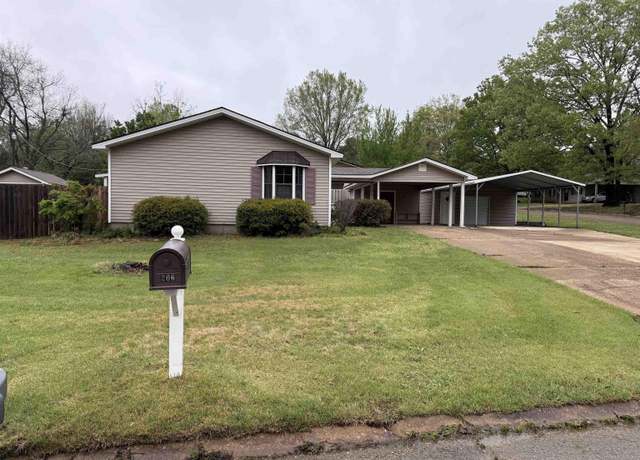 Property at 206 Maple Dr, Wynne, AR 72396, 3 beds, 2 baths