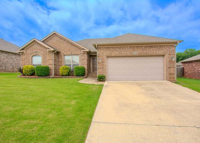 Property at 402 Hill Creek Dr, Austin, AR 72007, 3 beds, 2 baths