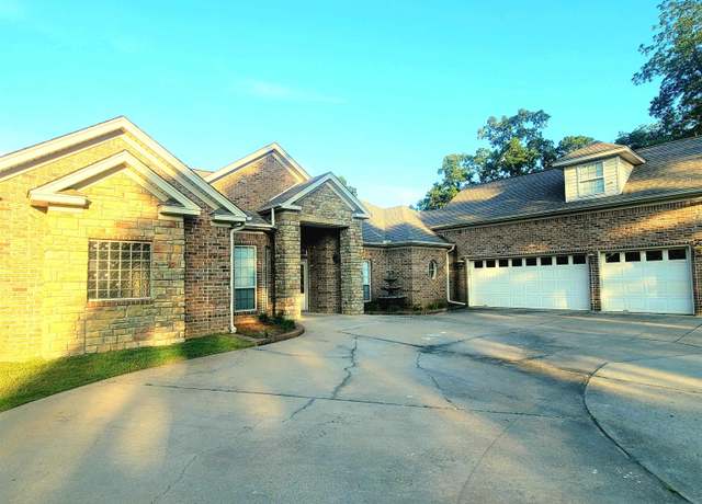 Property at 143 Silver Springs Dr, Benton, AR 72015, 5 beds, 3 baths