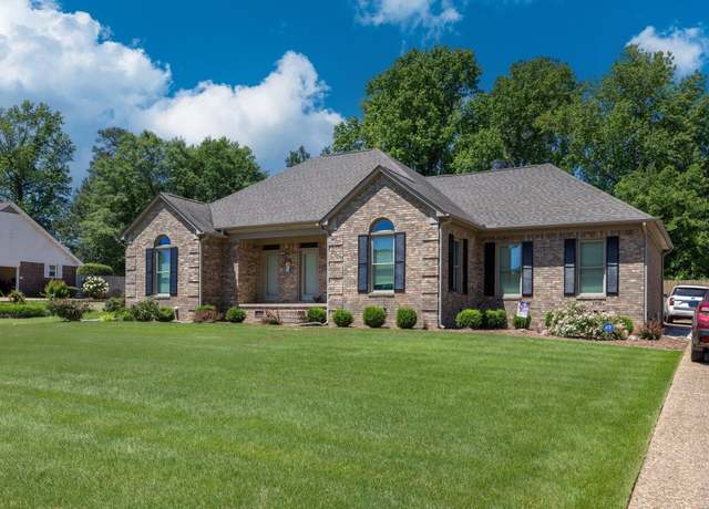 Property at 403 S 29th St, Arkadelphia, AR 71923, 3 beds, 2 baths