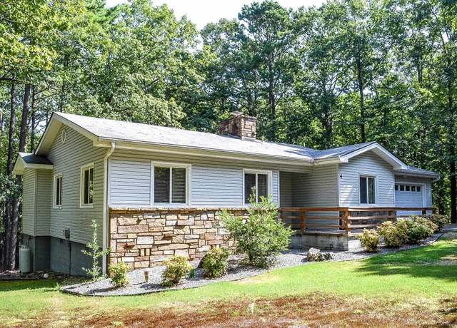 Property at 4 Monovar Ln, Hot Springs Village, AR 71909, 2 beds, 2 baths