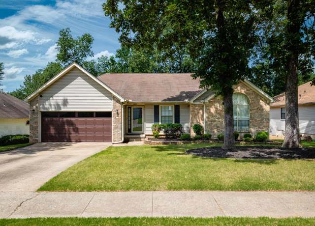 Property at 1806 Point West Dr, Little Rock, AR 72211, 3 beds, 2 baths