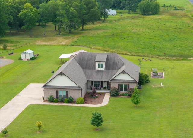 Property at 9 Beach Cir Cir, Greenbrier, AR 72058, 3 beds, 2.5 baths