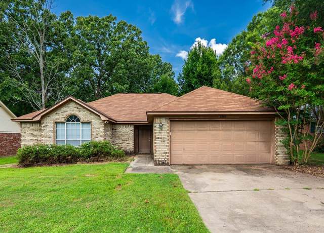 Property at 2205 Rainwood Ave, Conway, AR 72034, 3 beds, 2 baths