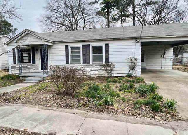 Property at 1310 Mchenry St, Malvern, AR 72104, 3 beds, 2 baths