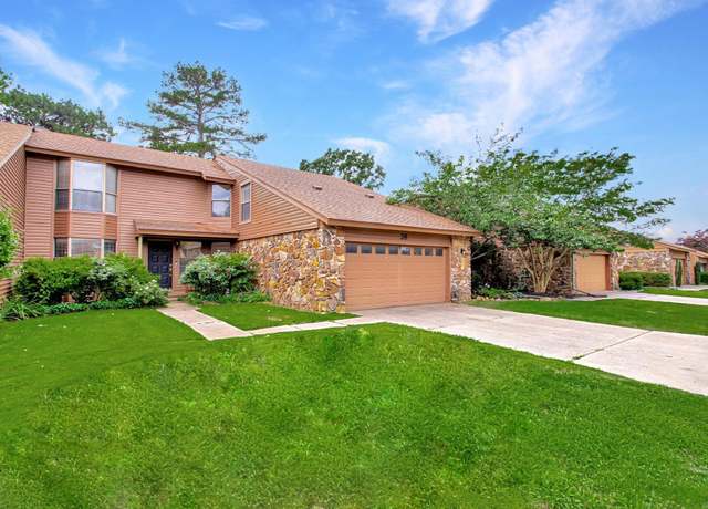Property at 38 Ninth Fairway Loop, Maumelle, AR 72113, 4 beds, 2 baths