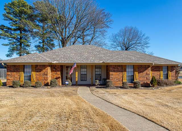 Property at 3801 Deer Dr, Benton, AR 72015, 3 beds, 2 baths