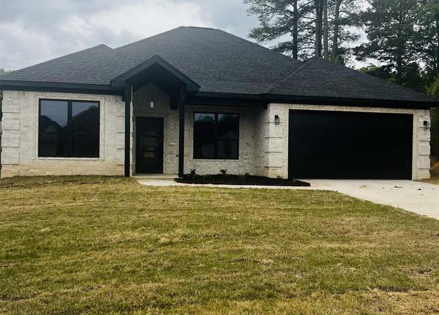 Property at 1413 Justice St, Jacksonville, AR 72076, 3 beds, 2 baths