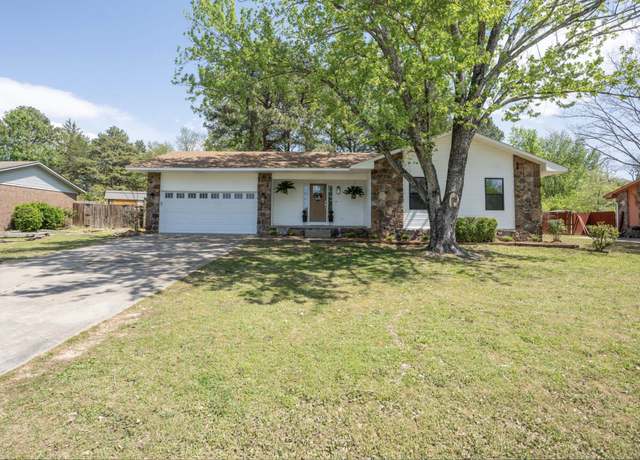 Property at 2405 Murray Ln, Heber Springs, AR 72543, 3 beds, 2 baths