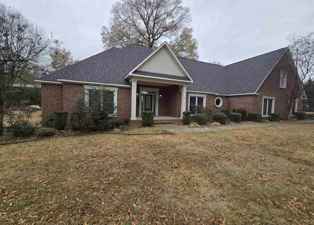 Property at 102 Kaitlyn Dr, Beebe, AR 72012, 5 beds, 3.5 baths
