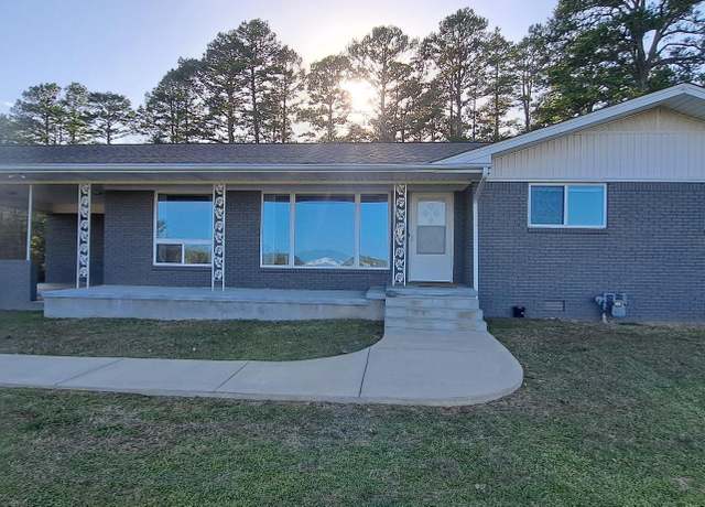 Property at 352 Hwy 9 W, Clinton, AR 72031, 3 beds, 2 baths