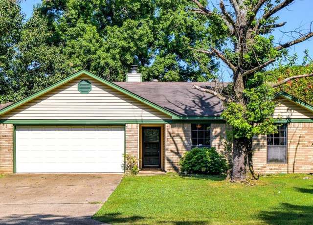 Property at 802 Lindy Cv, Bryant, AR 72022, 3 beds, 2 baths