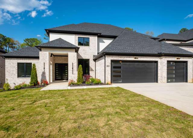 Property at 221 Abington Cir, Little Rock, AR 72223, 4 beds, 4.5 baths