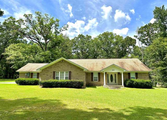 Property at 6823 Nevins Rd, Pine Bluff, AR 71603, 4 beds, 3 baths