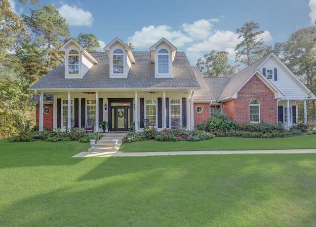 Property at 201 Crepe Myrtle Ln, Texarkana, TX 75501, 3 beds, 3 baths