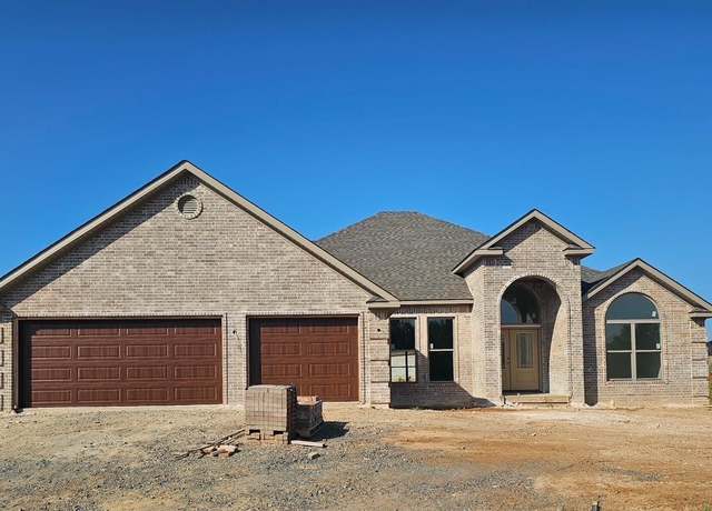 Property at 520 Corondelet Ln, Maumelle, AR 72113, 4 beds, 2 baths