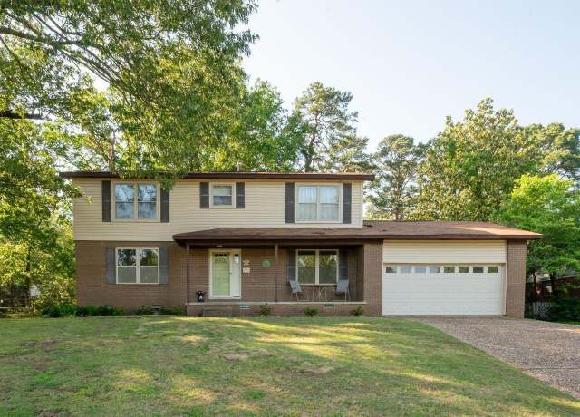 Property at 14 Bradford Dr, Little Rock, AR 72227, 4 beds, 2.5 baths