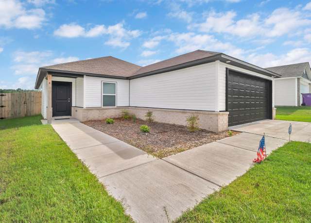 Property at 4 Summer Wind Rd, Conway, AR 72032, 4 beds, 2 baths