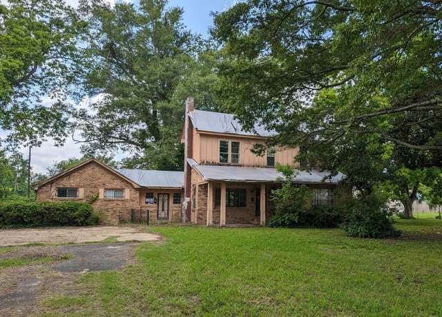 Property at 101 Hwy 65 N, Gould, AR 71643, 3 beds, 2 baths