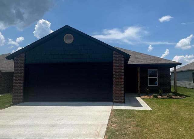 Property at 7 Fallen Oak Dr, Conway, AR 72032, 4 beds, 2 baths