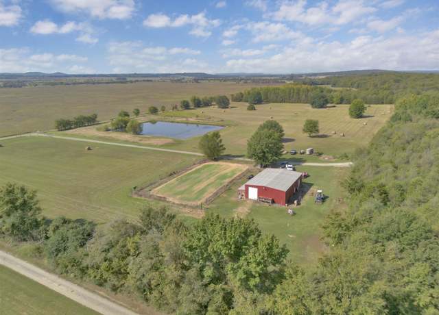 Property at 9039 Grand Prairie Dr, Charleston, AR 72933, 3 beds, 2 baths