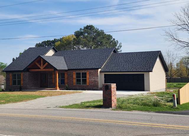 Property at 1013 W Booth Rd, Searcy, AR 72143, 4 beds, 3 baths