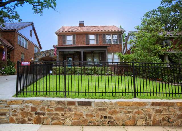 Property at 315 Crystal Ct, Little Rock, AR 72205, 4 beds, 2.5 baths