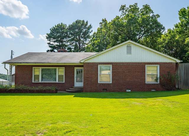 Property at 393 Hwy 65 N, Conway, AR 72032, 3 beds, 1 bath