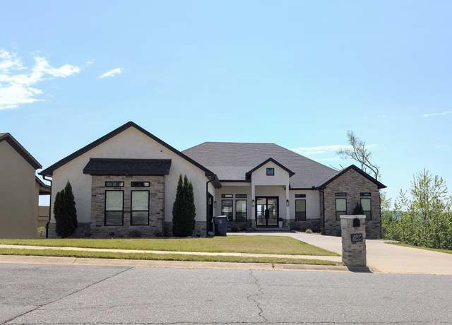 Property at 157 Manitou Dr, Maumelle, AR 72113, 4 beds, 4.5 baths
