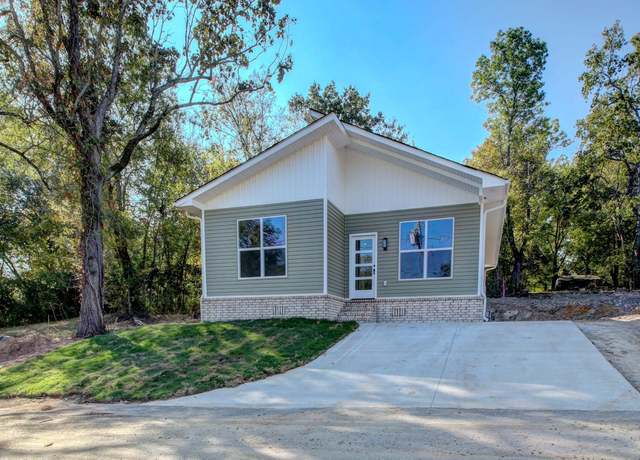 Property at 3403 W 17th St, Little Rock, AR 72204, 3 beds, 2 baths