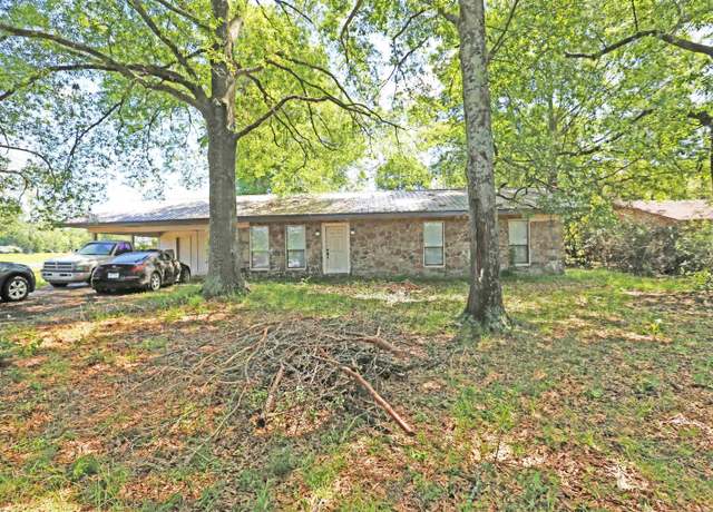 Property at 2005 S Pne, Cabot, AR 72024, 3 beds, 2 baths