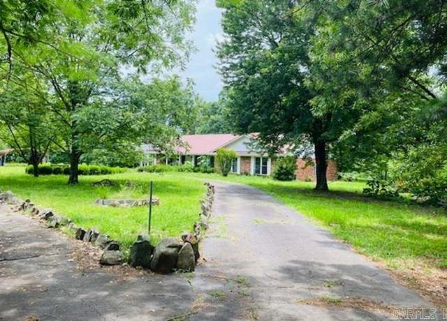 Property at 686 Polk Road 38, Hatfield, AR 71945, 4 beds, 3.5 baths