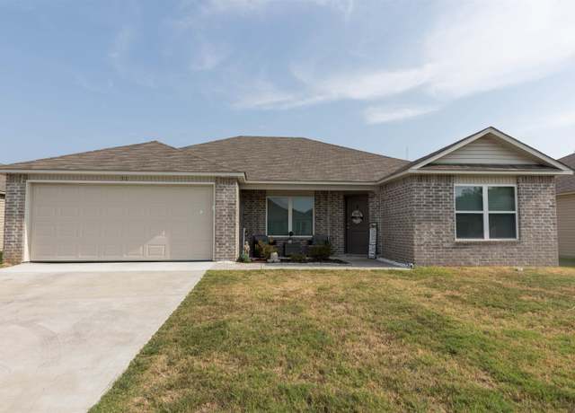 Property at 31 Curly Leaf Ln, Conway, AR 72032, 4 beds, 2 baths