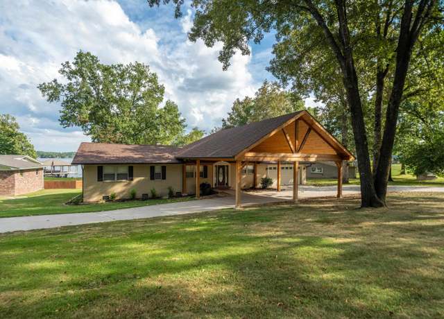 Property at 213 Gregory Dr, Hot Springs, AR 71913, 3 beds, 2.5 baths