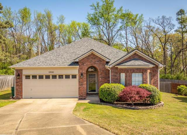 Property at 12930 Westglen Dr, Little Rock, AR 72211, 3 beds, 2 baths