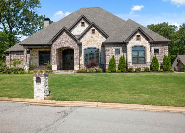 Property at 2059 Sloan Lake Dr, Jonesboro, AR, 4 beds, 3.5 baths