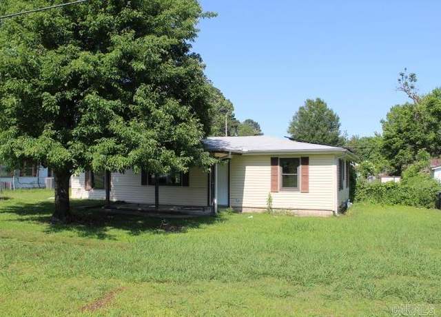 Property at 720 Southeastern Ave, Jacksonville, AR 72076, 3 beds, 2 baths