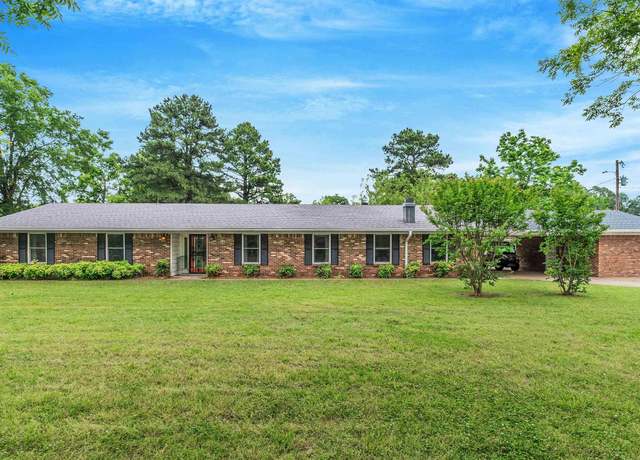 Property at 15925 Willits Rd, North Little Rock, AR 72117, 4 beds, 2 baths