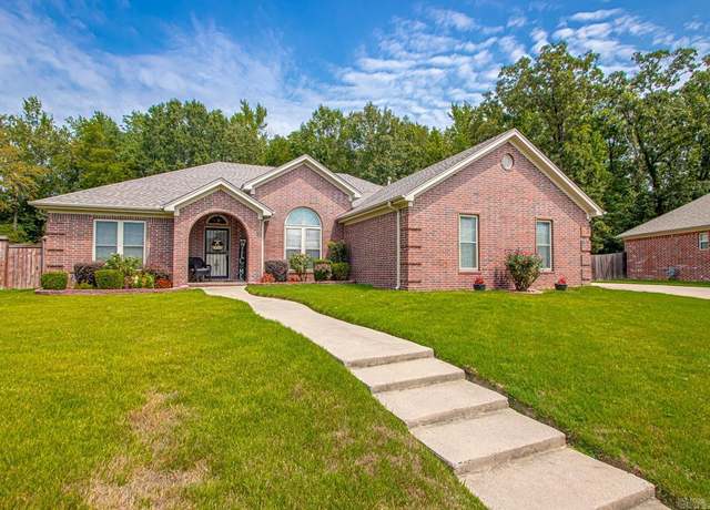 Property at 26 Congressional Dr, Little Rock, AR, 4 beds, 3 baths