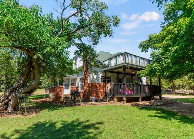 Property at 236 Polk Road 165, Mena, AR 71953, 3 beds, 2 baths
