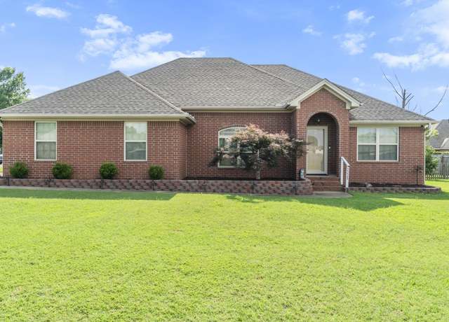 Property at 2225 Caleb Dr Dr, Searcy, AR 72143, 3 beds, 2 baths